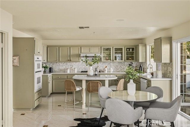 7 Carriage, Irvine, CA 92602