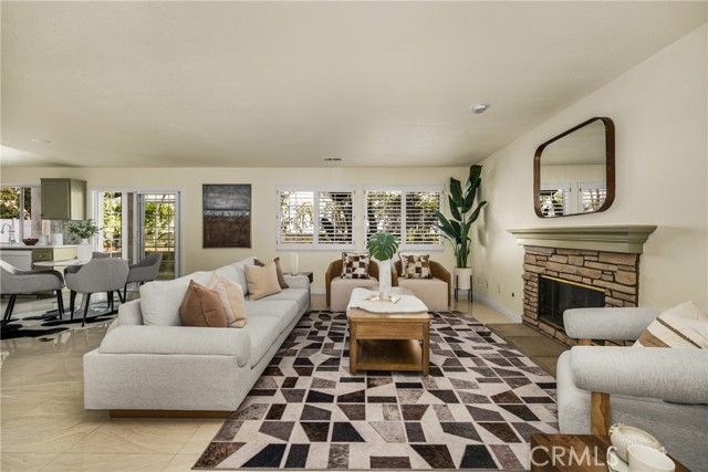 7 Carriage, Irvine, CA 92602