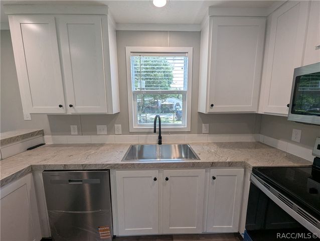 2975 E Blackberry Lane, Hernando, FL 34442