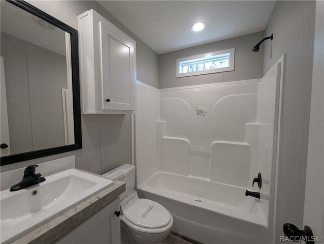 2975 E Blackberry Lane, Hernando, FL 34442