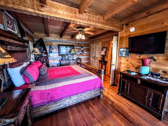 1902 Bluff Ridge Road, Sevierville, TN 37876