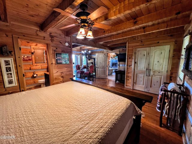 1902 Bluff Ridge Road, Sevierville, TN 37876