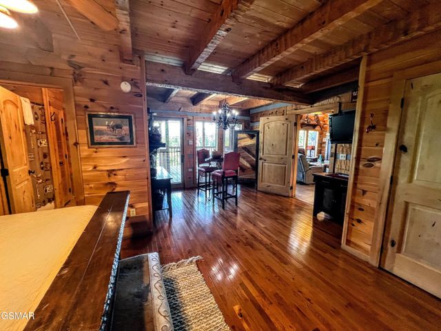 1902 Bluff Ridge Road, Sevierville, TN 37876