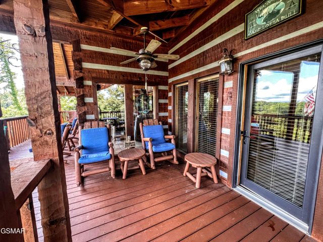 1902 Bluff Ridge Road, Sevierville, TN 37876