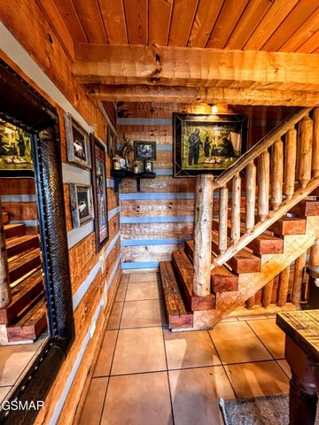 1902 Bluff Ridge Road, Sevierville, TN 37876