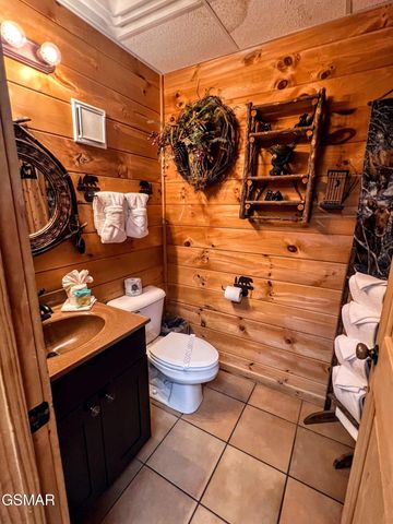 1902 Bluff Ridge Road, Sevierville, TN 37876