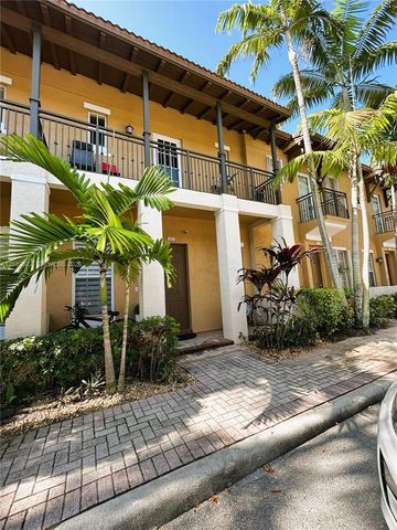 14628 SW 6th Street, Pembroke Pines, FL 33027