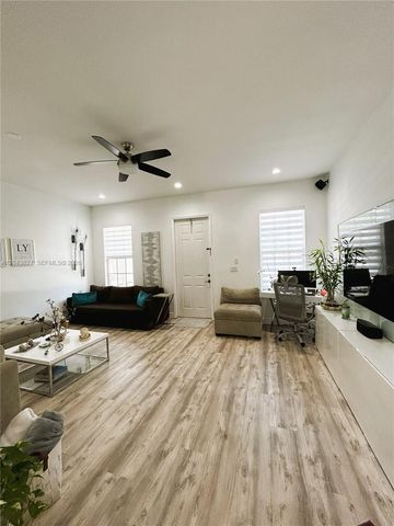 14628 SW 6th Street, Pembroke Pines, FL 33027