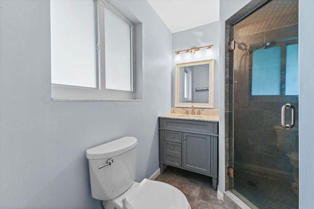 2898 SE 1st Place, Boynton Beach, FL 33435