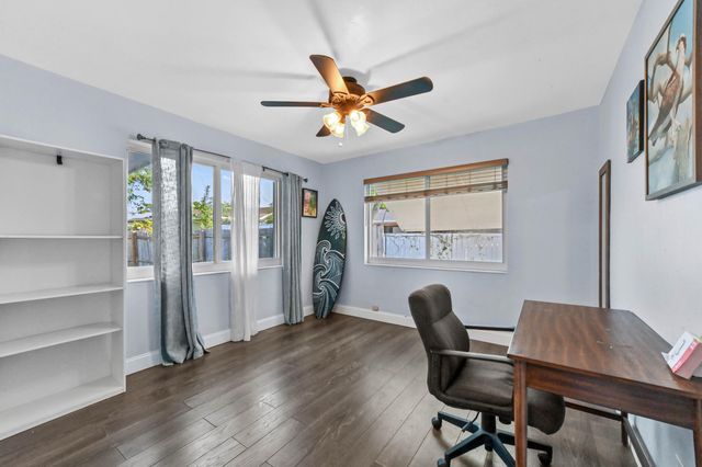 2898 SE 1st Place, Boynton Beach, FL 33435