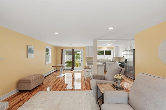 40 North Street, Dennis, MA 02639