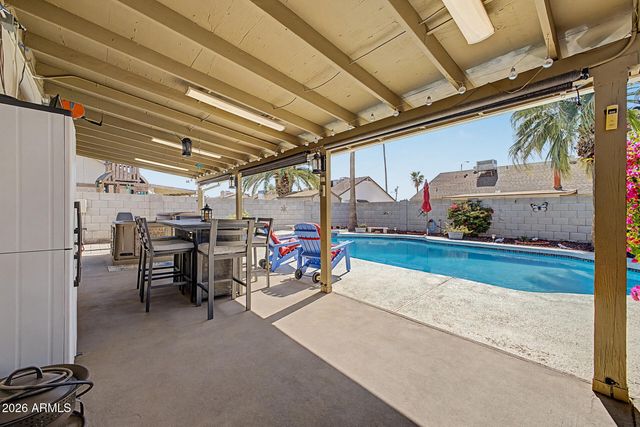 11808 N 78TH Drive, Peoria, AZ 85345