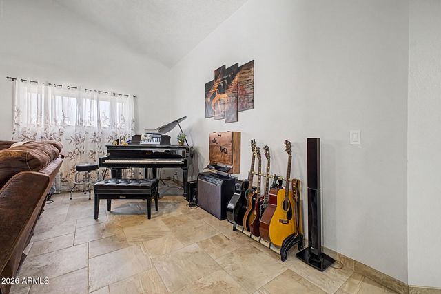 11808 N 78TH Drive, Peoria, AZ 85345