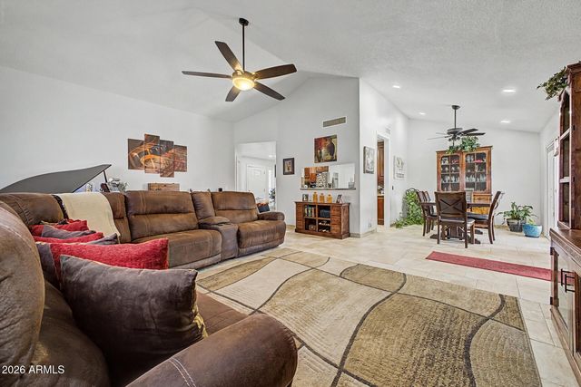 11808 N 78TH Drive, Peoria, AZ 85345