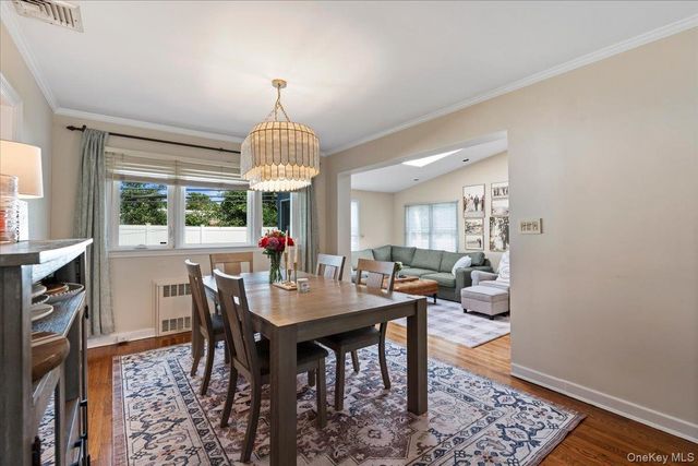 1321 Surrey Lane, Rockville Centre, NY 11570