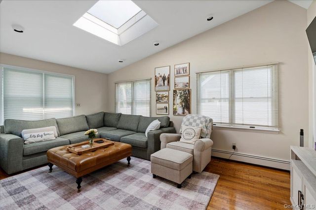 1321 Surrey Lane, Rockville Centre, NY 11570