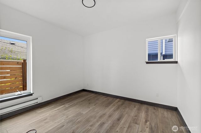 8608 42nd Avenue S, Seattle, WA 98118