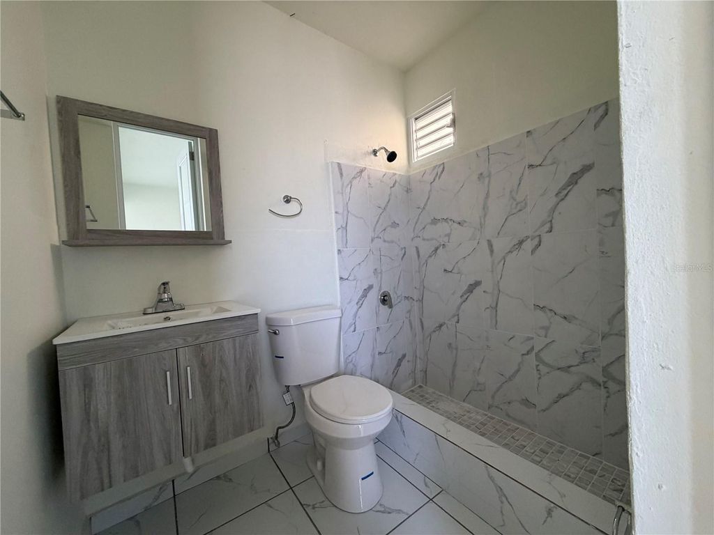 Image 3 of property listing at 987 km 4.2 BARRIO LAS CABEZAS, C-4, Fajardo, PR 00738