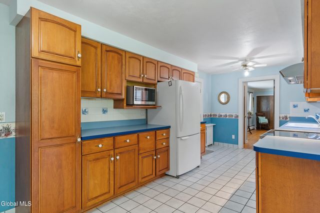 215 Oak Street, Corinth, NY 12822