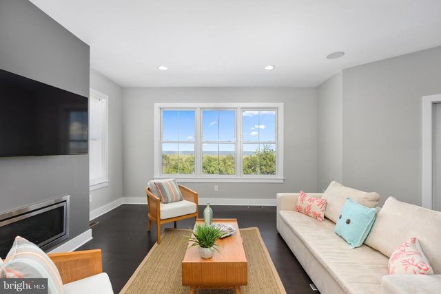 1910 N BAY SHORE DR, Milton, DE 19968