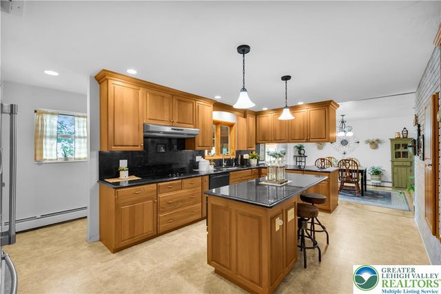 5747 Kernsville Road, North Whitehall Twp, PA 18069