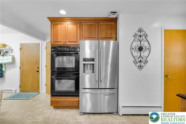 5747 Kernsville Road, North Whitehall Twp, PA 18069