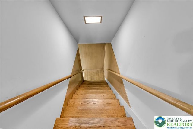 5747 Kernsville Road, North Whitehall Twp, PA 18069