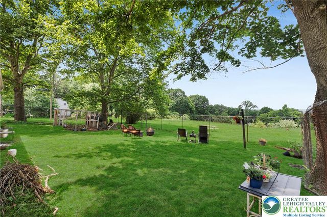 5747 Kernsville Road, North Whitehall Twp, PA 18069