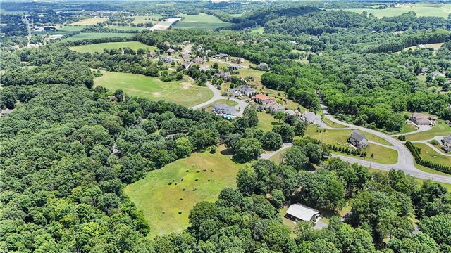 5747 Kernsville Road, North Whitehall Twp, PA 18069