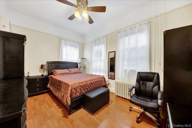 4521 Carpenter Avenue, Bronx, NY 10470