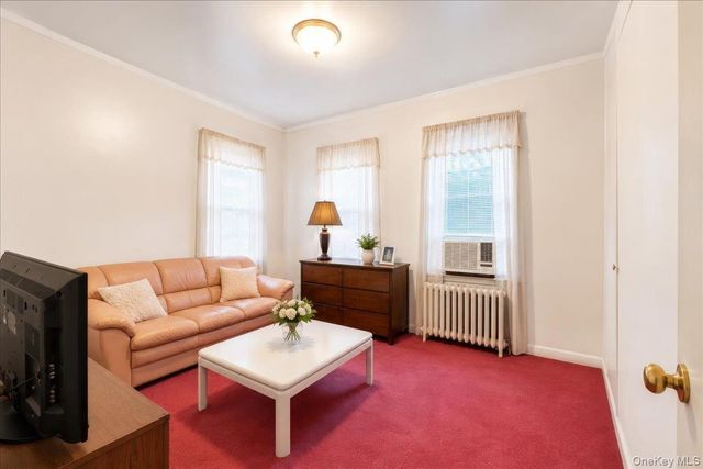 4521 Carpenter Avenue, Bronx, NY 10470