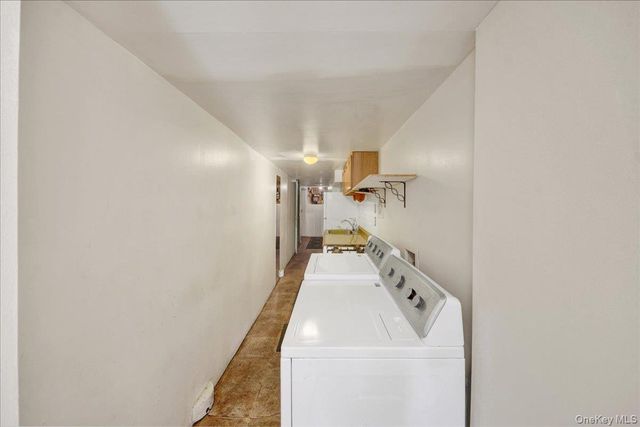 4521 Carpenter Avenue, Bronx, NY 10470