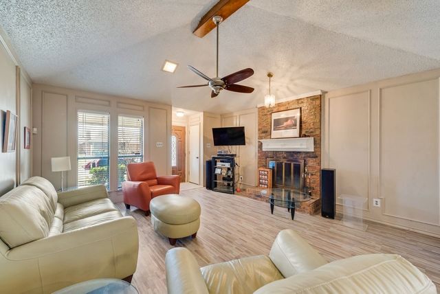 2017 Verlaine Drive, Carrollton, TX 75007