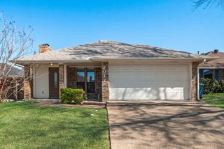 2017 Verlaine Drive, Carrollton, TX 75007