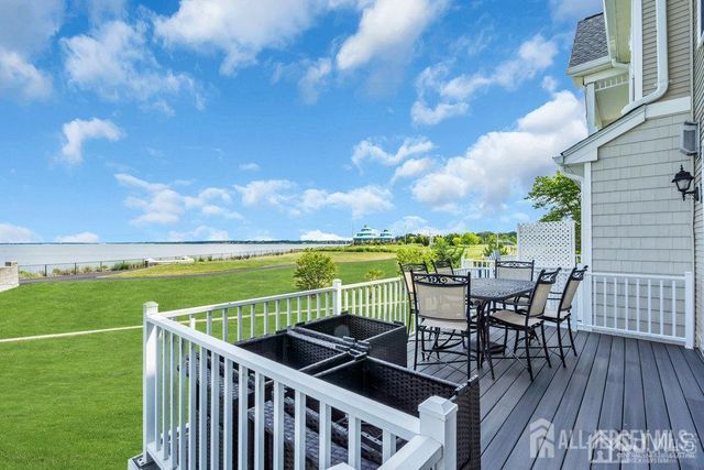 38 S Shore Drive, South Amboy, NJ 08879