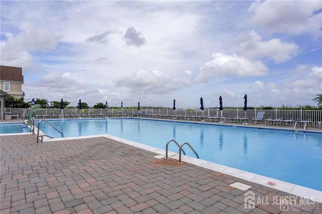38 S Shore Drive, South Amboy, NJ 08879