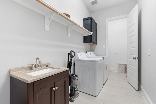 6610 Tarrion Bay Lane, Sugar Land, TX 77479