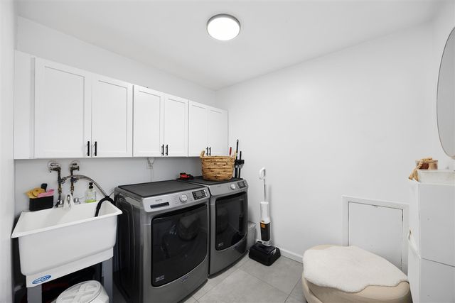 5836 Hipp, Taylor, MI 48180