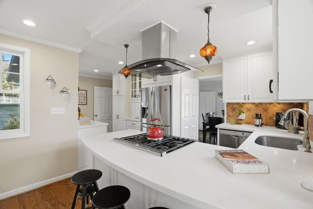 2001 Sharon Avenue, Belmont, CA 94002