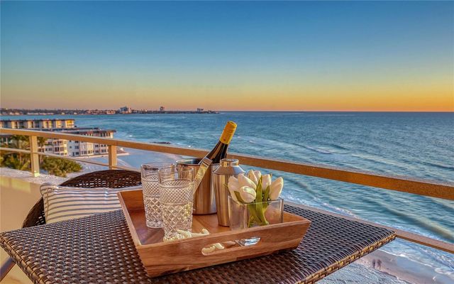 1750 BENJAMIN FRANKLIN DRIVE 9C, Sarasota, FL 34236