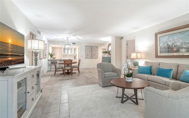 1750 BENJAMIN FRANKLIN DRIVE 9C, Sarasota, FL 34236