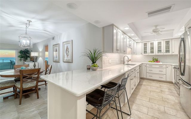 1750 BENJAMIN FRANKLIN DRIVE 9C, Sarasota, FL 34236