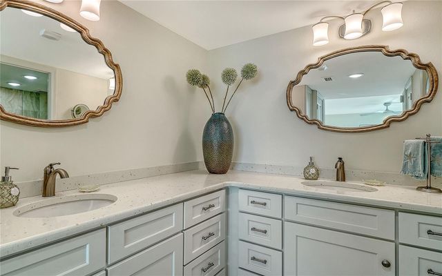 1750 BENJAMIN FRANKLIN DRIVE 9C, Sarasota, FL 34236