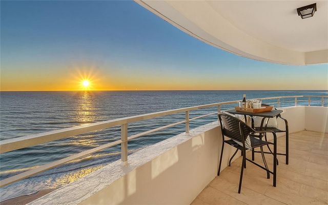 1750 BENJAMIN FRANKLIN DRIVE 9C, Sarasota, FL 34236