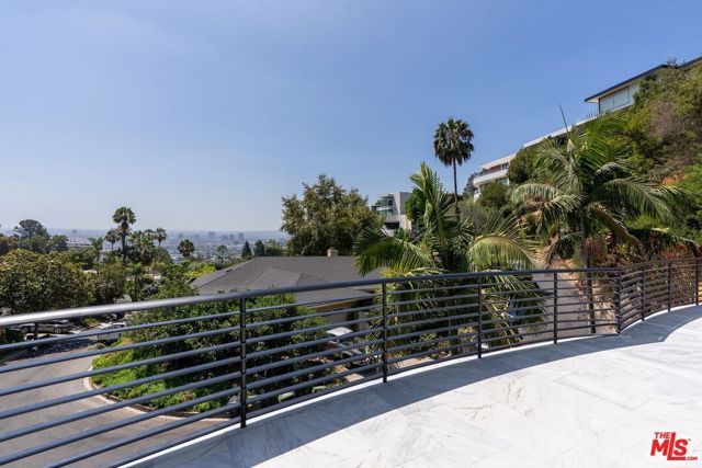 1404 Devlin Dr, Los Angeles, CA 90069