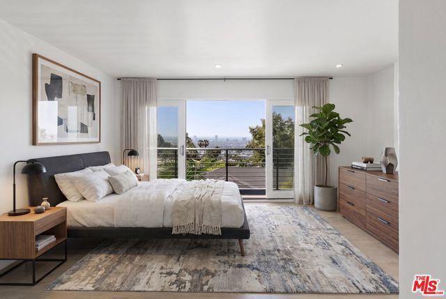 1404 Devlin Dr, Los Angeles, CA 90069