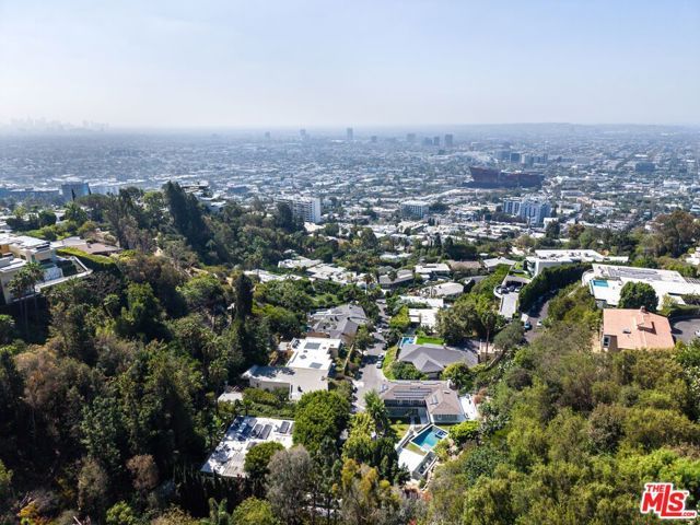 1404 Devlin Dr, Los Angeles, CA 90069