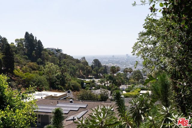 1404 Devlin Dr, Los Angeles, CA 90069