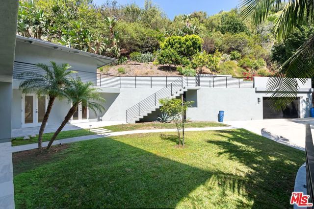 1404 Devlin Dr, Los Angeles, CA 90069