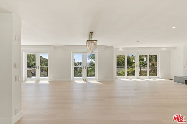 1404 Devlin Dr, Los Angeles, CA 90069